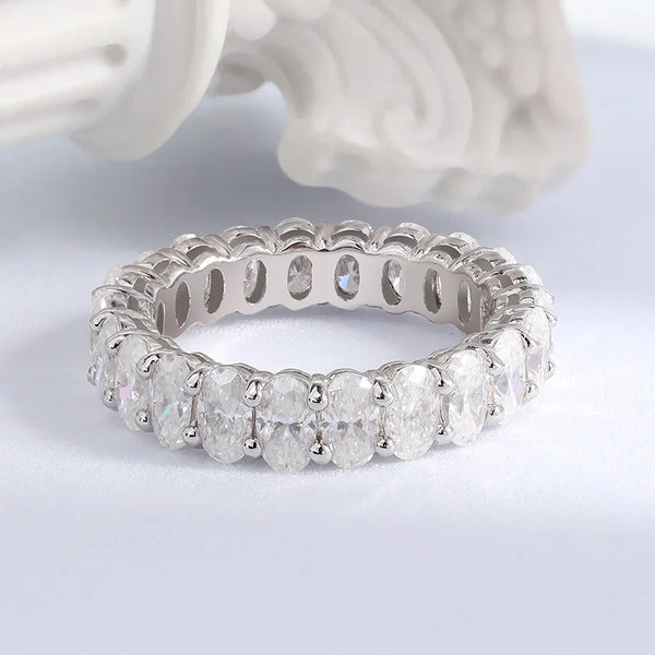 Elliana - The Infinite Light of Magic Moissanite Ring