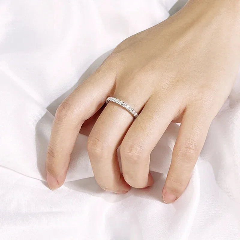Evelyn - Infinity Moissanit Ring 