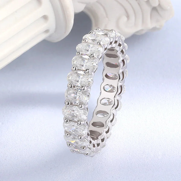 Elliana - The Infinite Light of Magic Moissanite Ring