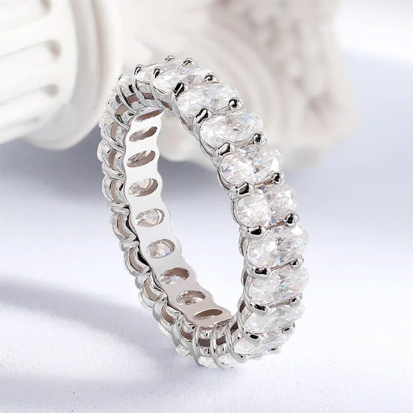 Elliana - The Infinite Light of Magic Moissanite Ring