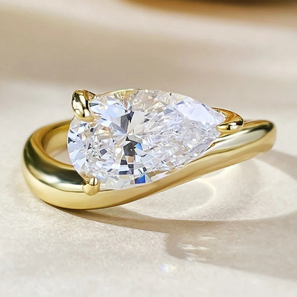 Shalyna - 2 ct Sapphire Pear Cut Ring