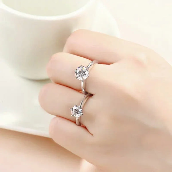Bella – The Timeless Solitaire Moissanite Ring