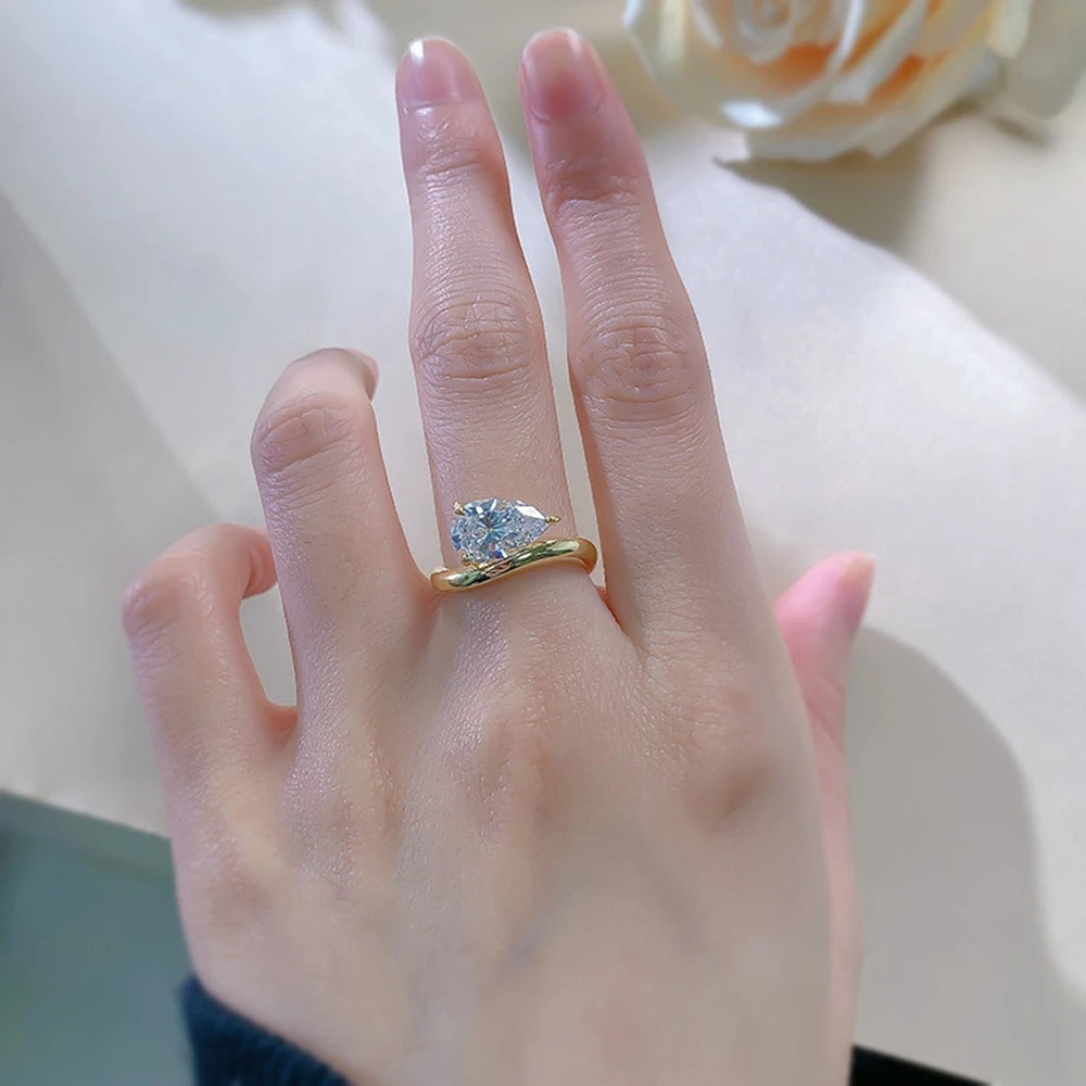 Shalyna - 2 ct Sapphire Pear Cut Ring